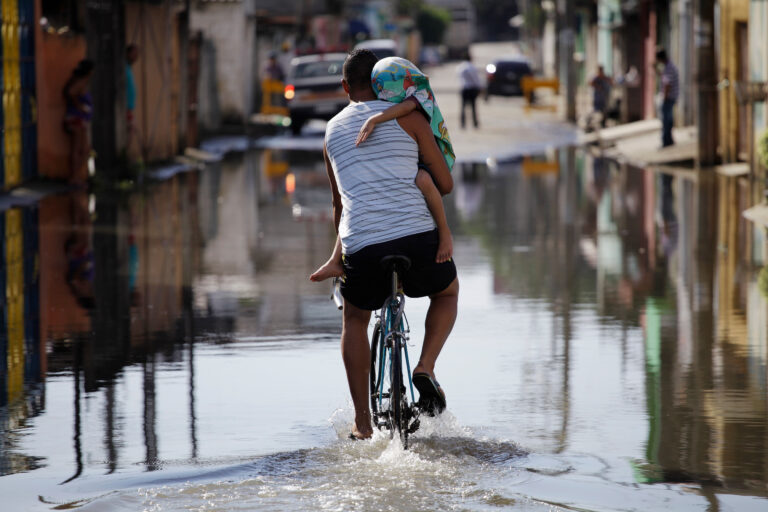 ITDP avalia a vulnerabilidade dos sistemas de mobilidade urbana frente às mudanças climáticas 